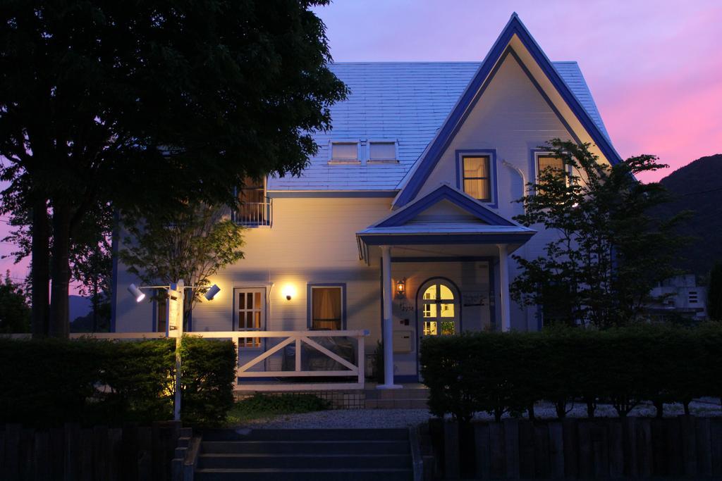 Weekend Shuffle Hotel Fujikawaguchiko Exterior foto
